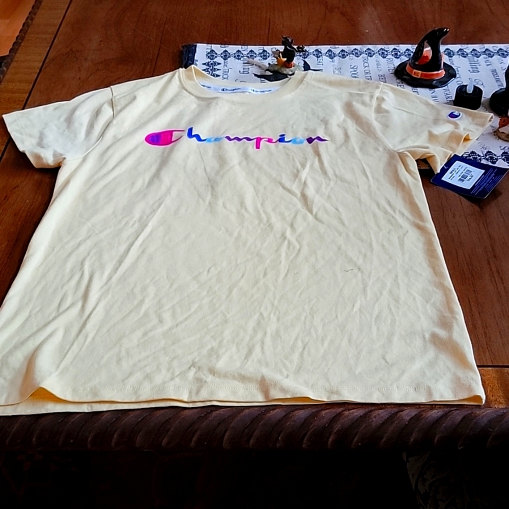 Women's small Champion t-shirt yellow